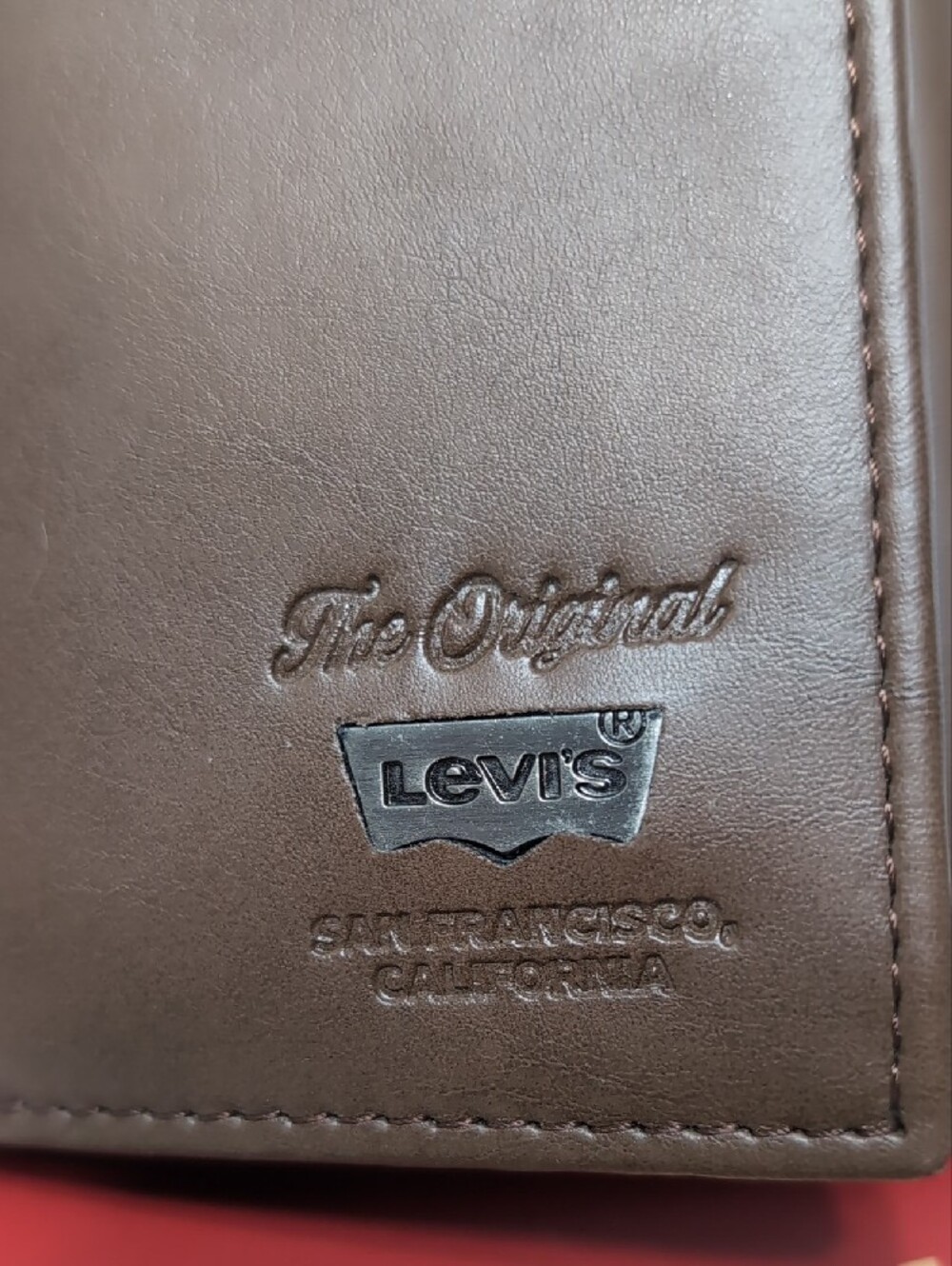 Levi’s Brown Leather Bifold Wallet, RFID Protection - Picture 7 of 7
